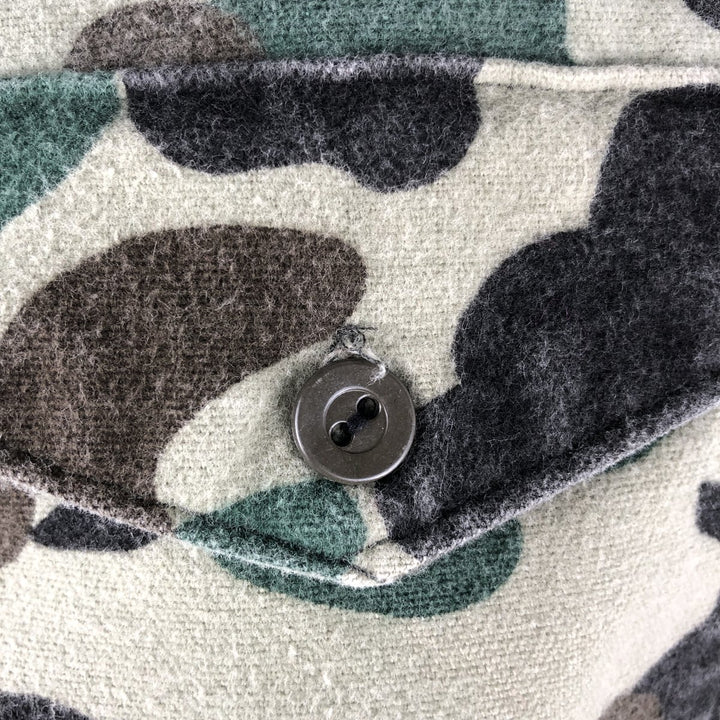 70s-era Frostproof Duck Hunter Camo Long-Sleeve Printed Flannel Shirt, Made in USA, Men's Size M (approx.), Vintage cotton Khaki type Vintage Second Hand