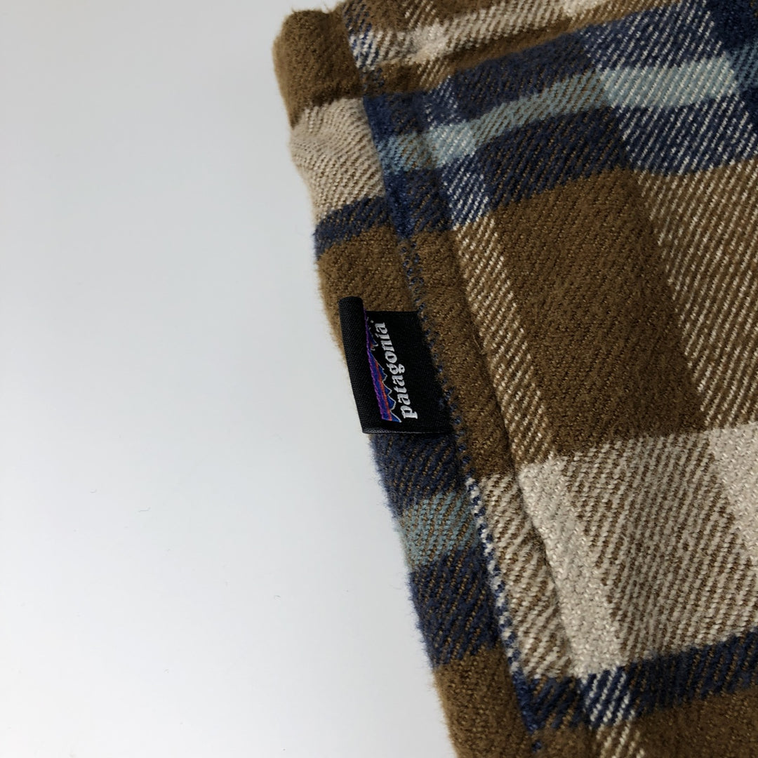 Patagonia ORGANIC COTTON 53947FA18 Long-Sleeve Light Flannel Check Shirt, Boxy Shirt, Men's Size L (approx.) Organic cotton brown type Vintage Second Hand