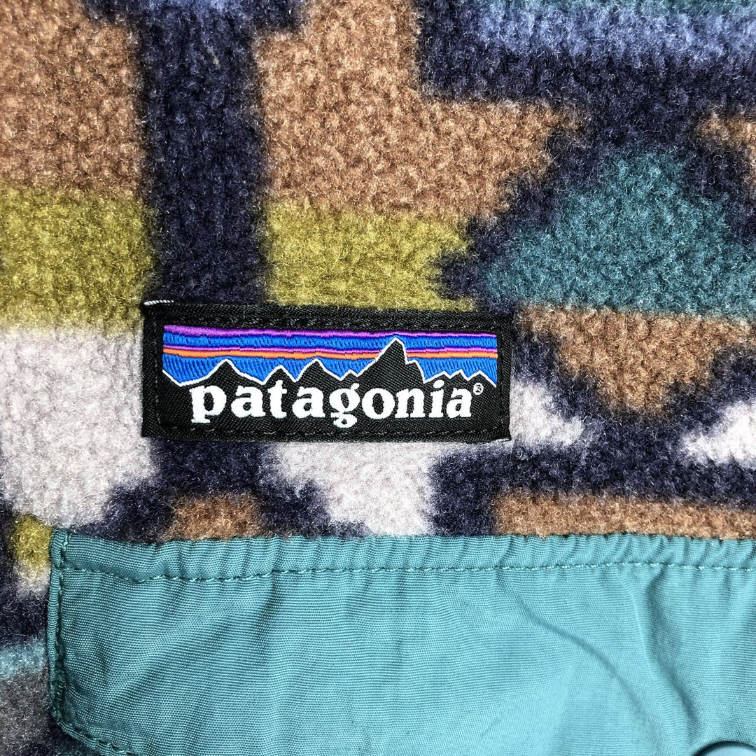 Patagonia Lightweight Synchilla Snap-T 25580FA19 All-over print Half-snap fleece pullover Men's XS equivalent recycled polyester gray type Vintage Second Hand