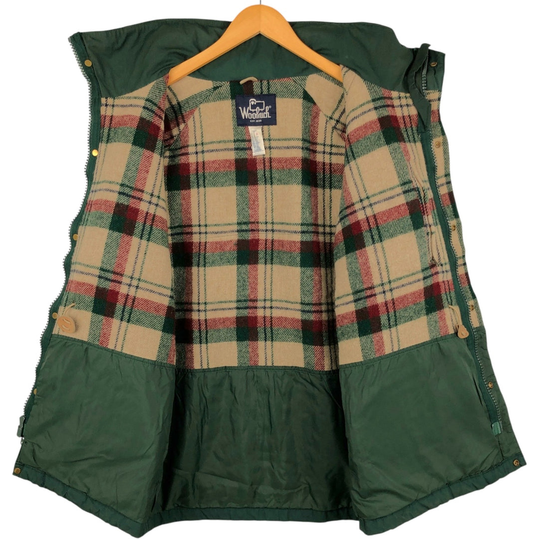Vintage 1980'S Woolrich padded mountain jacket, shell jacket, and puffer jacket, made in the USA, size M, men's. polyester green type Vintage Second Hand