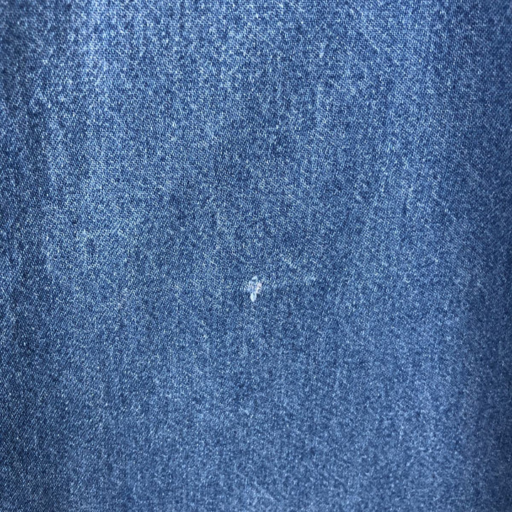 Wrangler Long Sleeve Denim Western Shirt, Men's Size Medium cotton blue type Vintage Second Hand