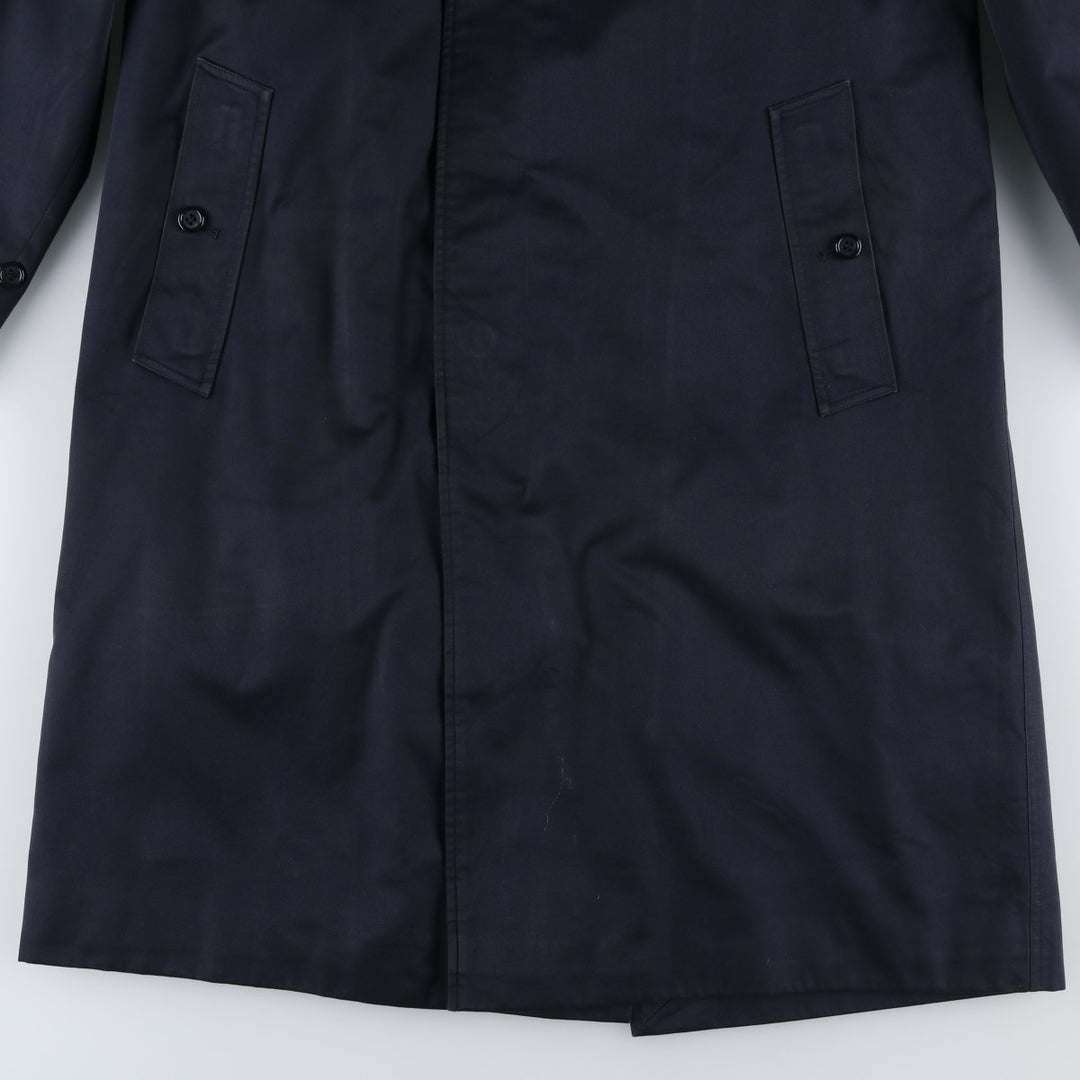 Burberry's Balmacaan Coat, Made in England, Men's Size L cotton navy blue type Vintage Second Hand