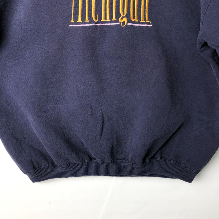 CAMPUS OUTPOST MICHIGAN University of Michigan College Sweatshirt, Made in USA, Men's XL equivalent. cotton navy blue type Vintage Second Hand