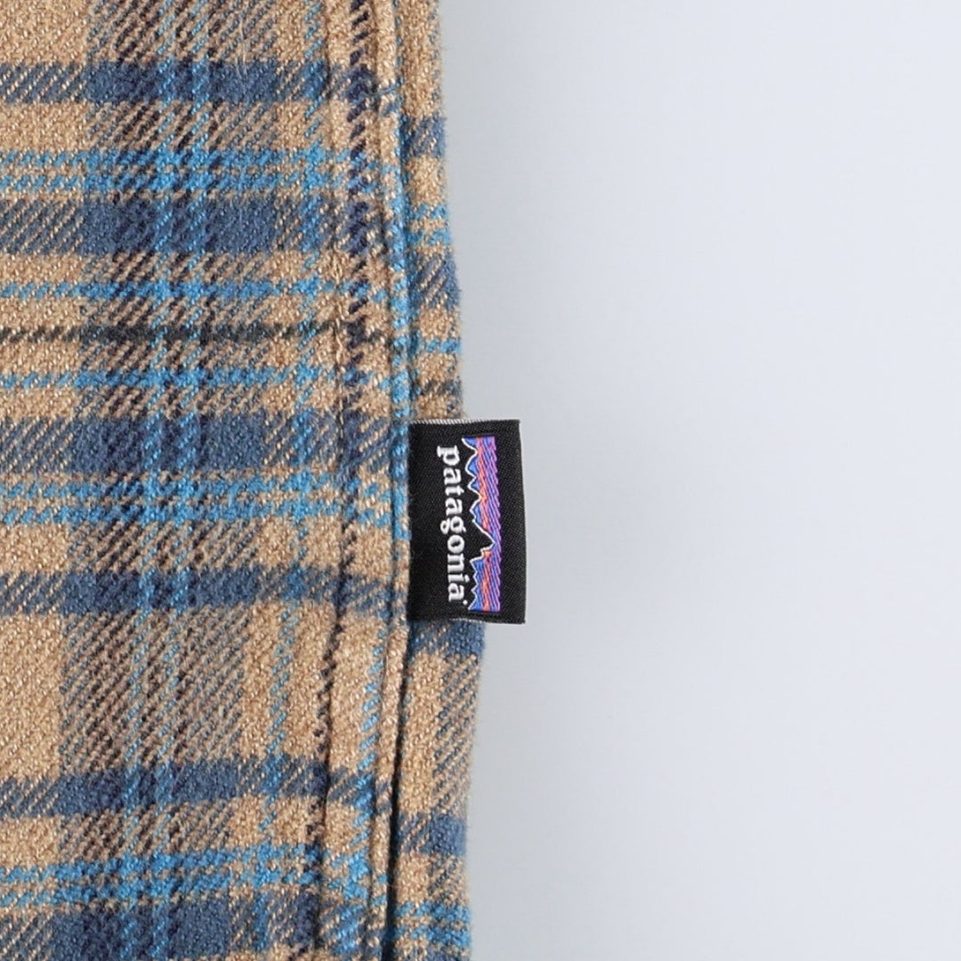Patagonia Long-Sleeve Flannel Check Shirt, Men's Size M (approx.) unclear beige type brown Vintage Second Hand