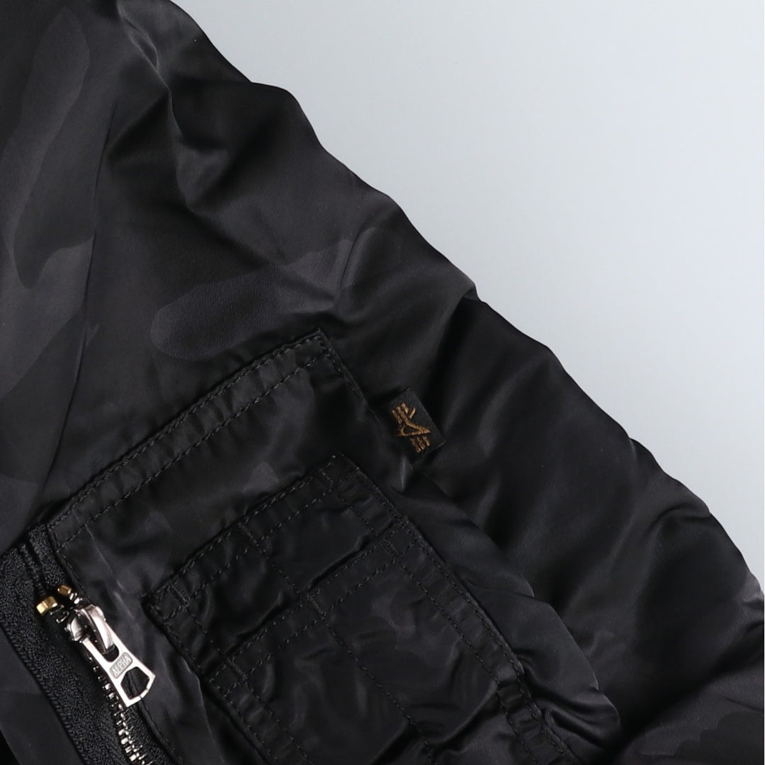 Civilian-made Alpha Industries (ALPHA) camouflage pattern, padded, hooded military flight jacket, men's size XL equivalent. Nylon black type Vintage Second Hand