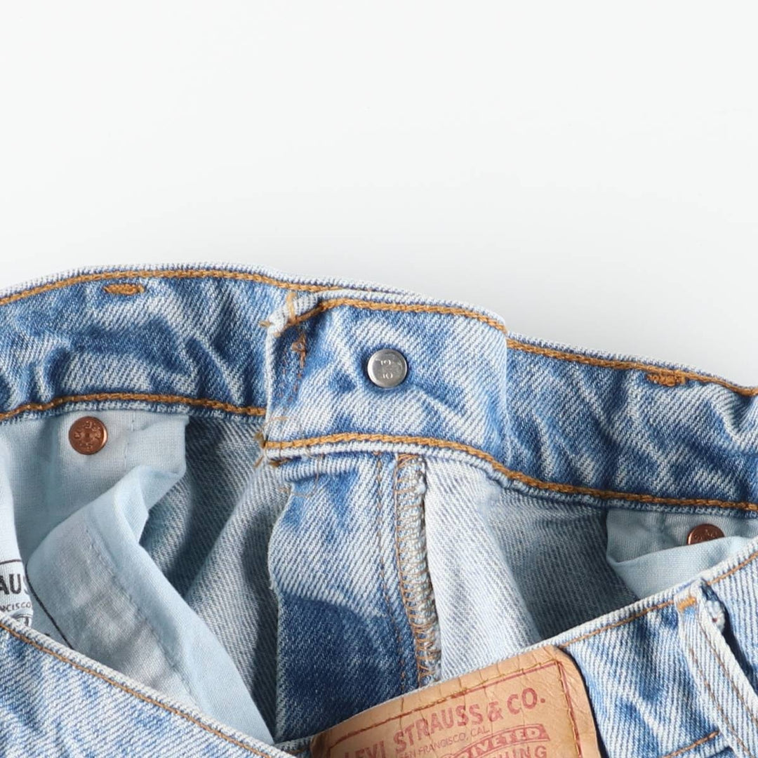 1990'S Levi's 550 Relaxed Fit Tapered Leg Denim Pants, Made in USA, Women's Size L (equivalent to W29), Vintage. cotton Blue type light blue Vintage Second Hand
