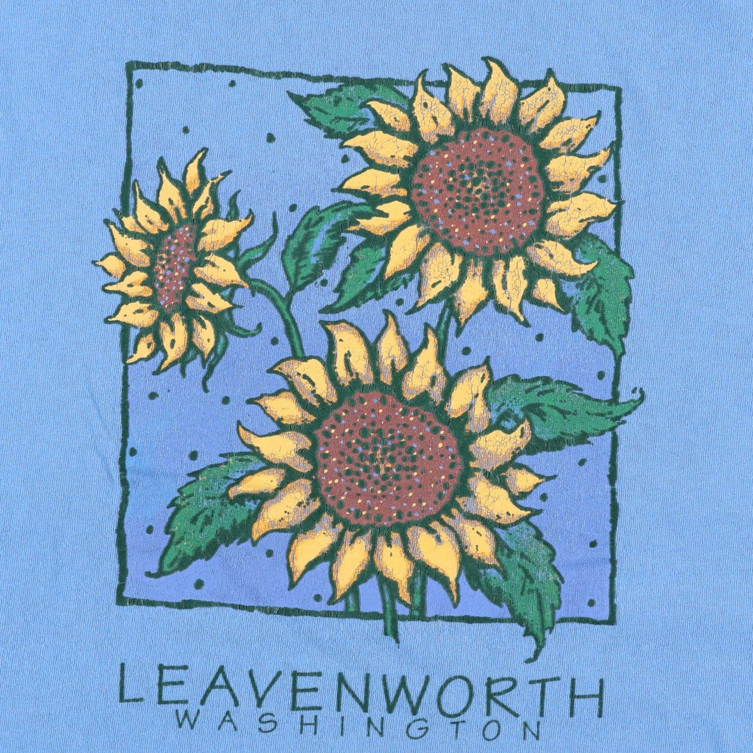 PSI Floral Print T-Shirt, Made in USA, Men's Size XL cotton Blue type light blue Vintage Second Hand
