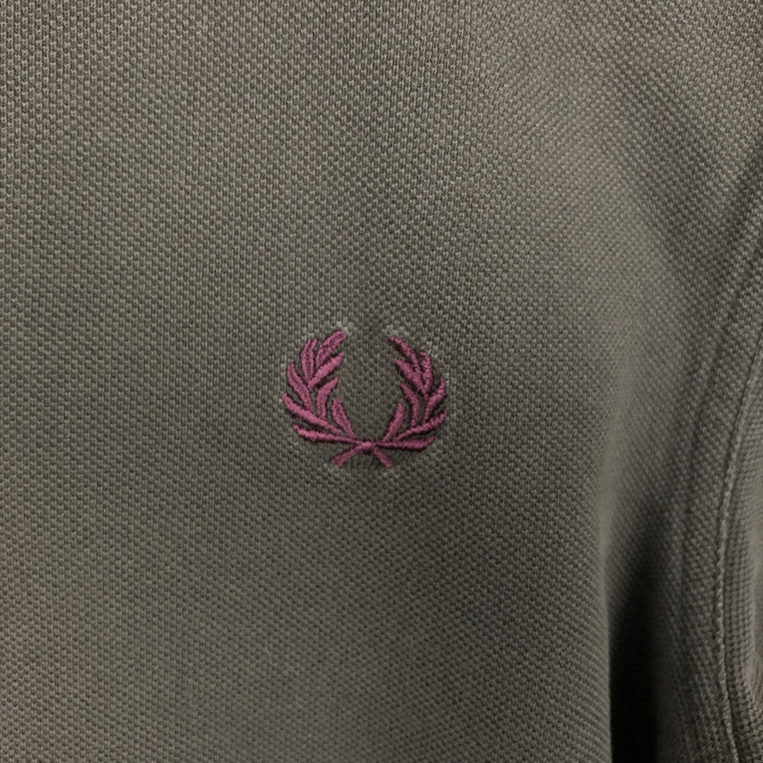 Fred Perry short sleeve polo shirt, size M for men cotton Khaki type Vintage Second Hand
