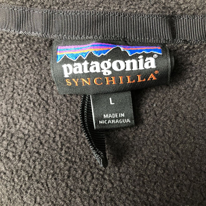 Patagonia Synchilla Fleece Jacket, Men's Size L (22990FA18) recycled polyester black type Vintage Second Hand