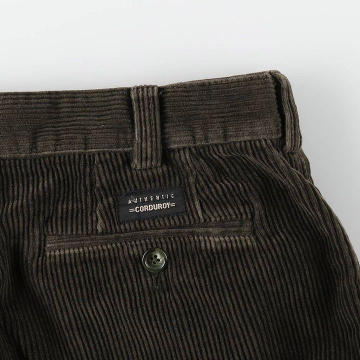 MARKS AND SPENCER ST MICHAEL Two-Pleat Corduroy Pants, Men's Size W31 (approx.) cotton Khaki type sage green Vintage Second Hand