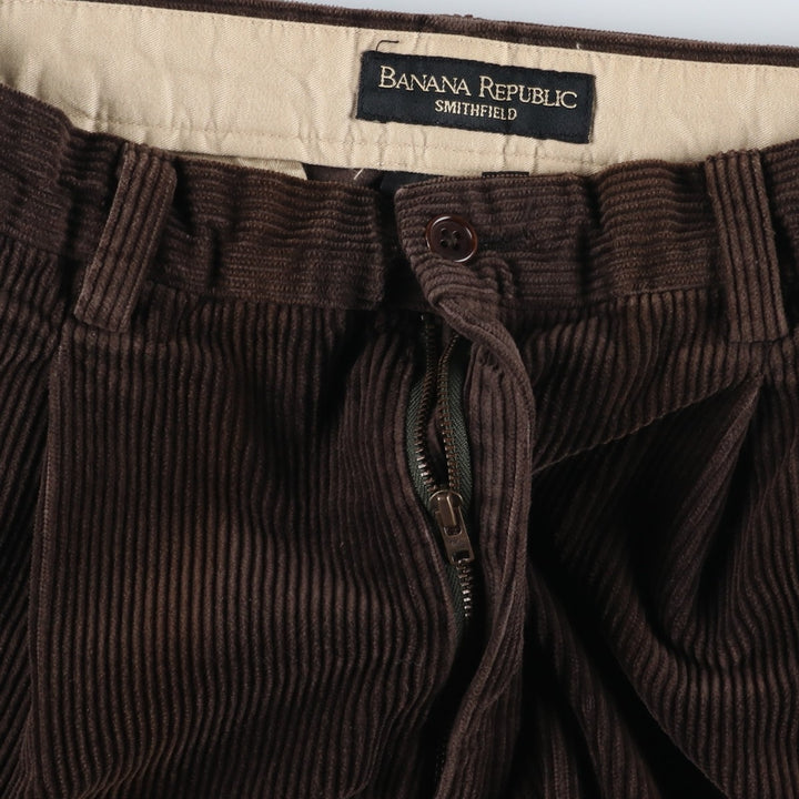 Banana Republic SMITHFIELD Two-Pleat Corduroy Pants, Men's Size W32 (approx.) cotton brown type Vintage Second Hand