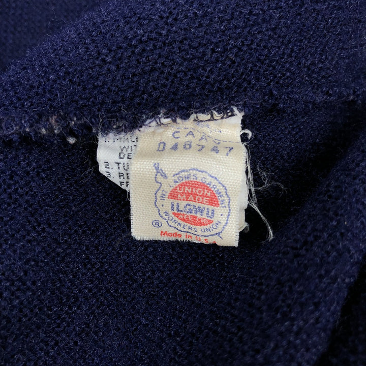 Vintage 70s-80'S Lacoste IZOD V-neck acrylic knit sweater, made in USA, men's size M equivalent. Oron Acrylic navy blue type Vintage Second Hand