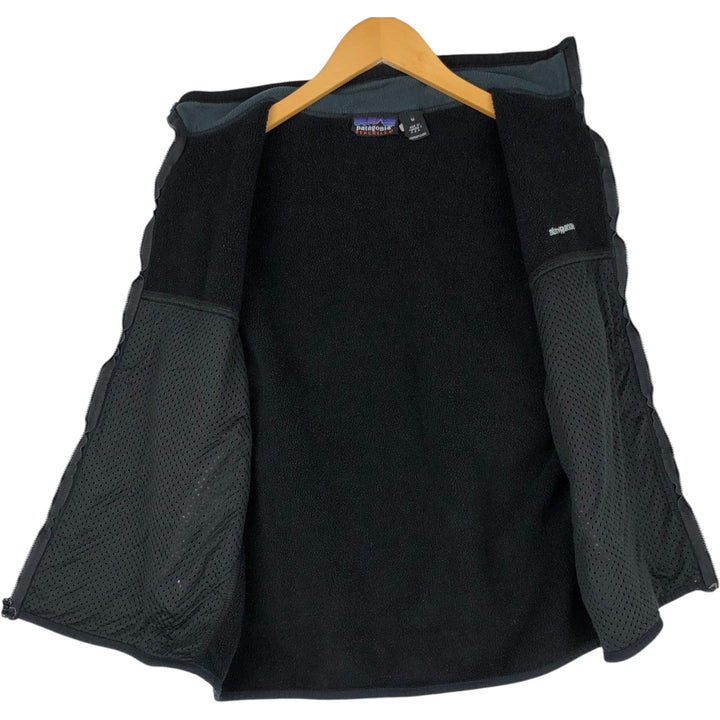 ~2000'S Patagonia SYNCHILLA Fleece Vest, Made in USA, Men's Size M (approx.) polyester black type Vintage Second Hand