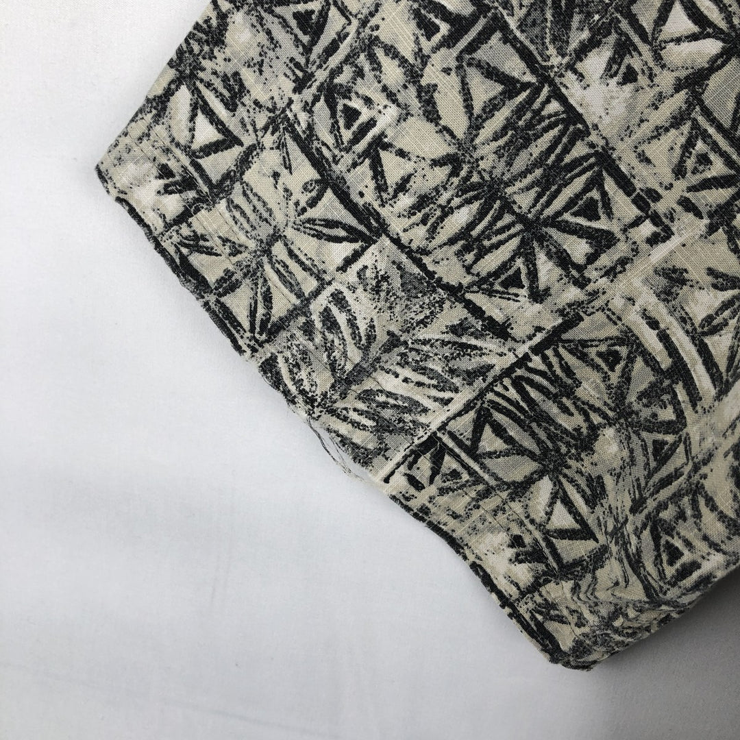 St. John's Bay all-over print short-sleeved cotton shirt, boxy fit, men's size L. cotton gray type Vintage Second Hand