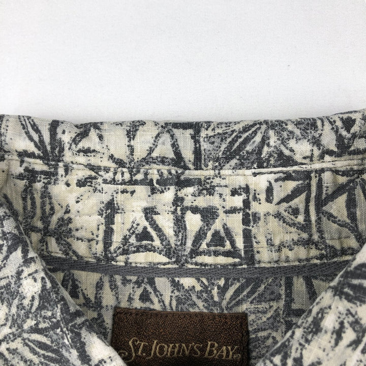 St. John's Bay all-over print short-sleeved cotton shirt, boxy fit, men's size L. cotton gray type Vintage Second Hand
