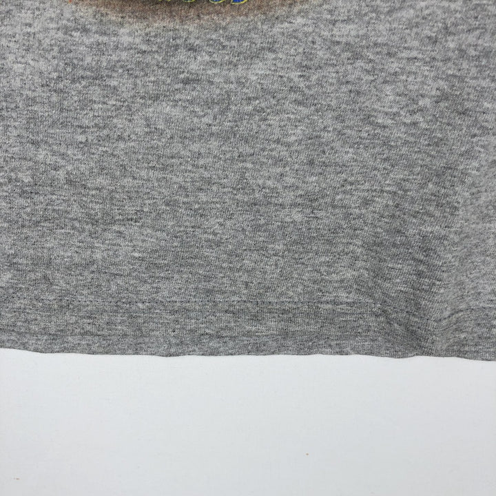 SixFlags LOONEY TUNES Character Print T-Shirt (Women's Size XL) cotton gray type Vintage Second Hand