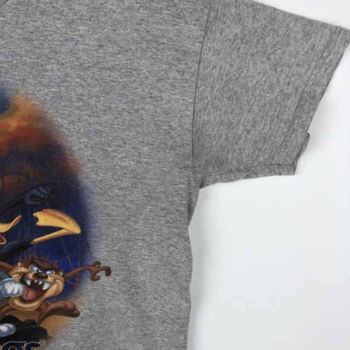SixFlags LOONEY TUNES Character Print T-Shirt (Women's Size XL) cotton gray type Vintage Second Hand
