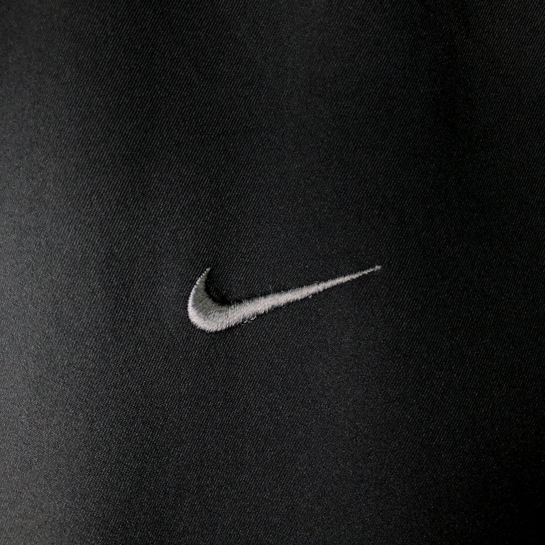 00'S Nike Windbreaker Men's M size polyester black type Vintage Second Hand