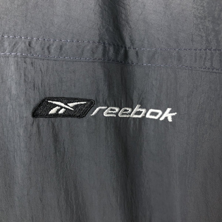 2000'S Reebok nylon jacket, men's size M Nylon gray type Vintage Second Hand