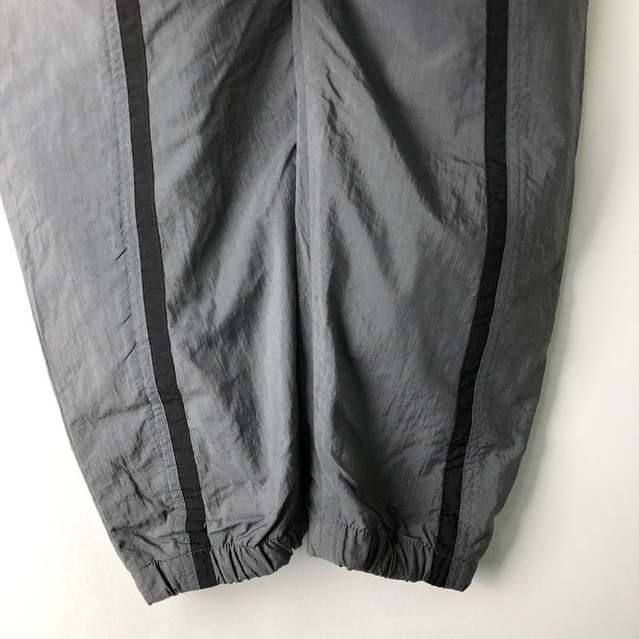 2000'S Reebok nylon jacket, men's size M Nylon gray type Vintage Second Hand
