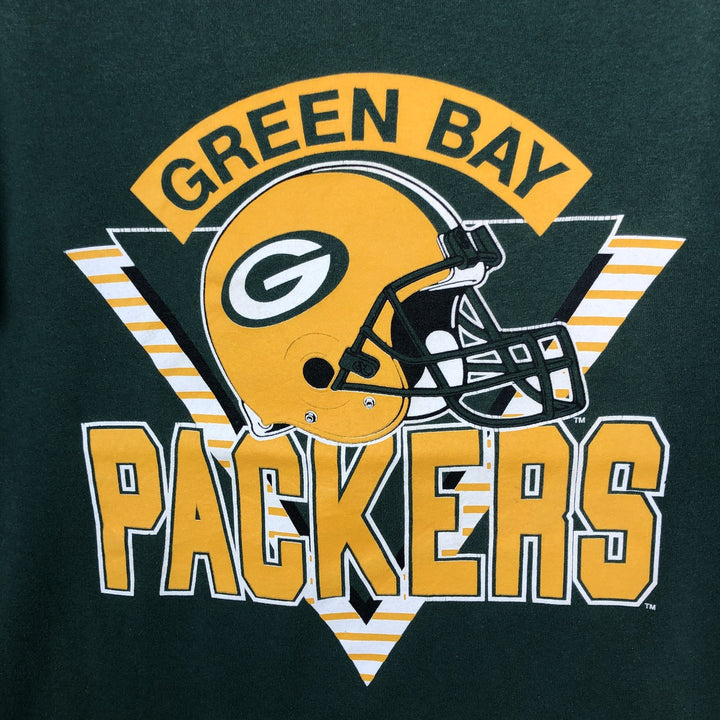 80'S Trench NFL Green Bay Packers sports print T-shirt, Made in USA, Men's size L equivalent, Vintage cotton green type Vintage Second Hand