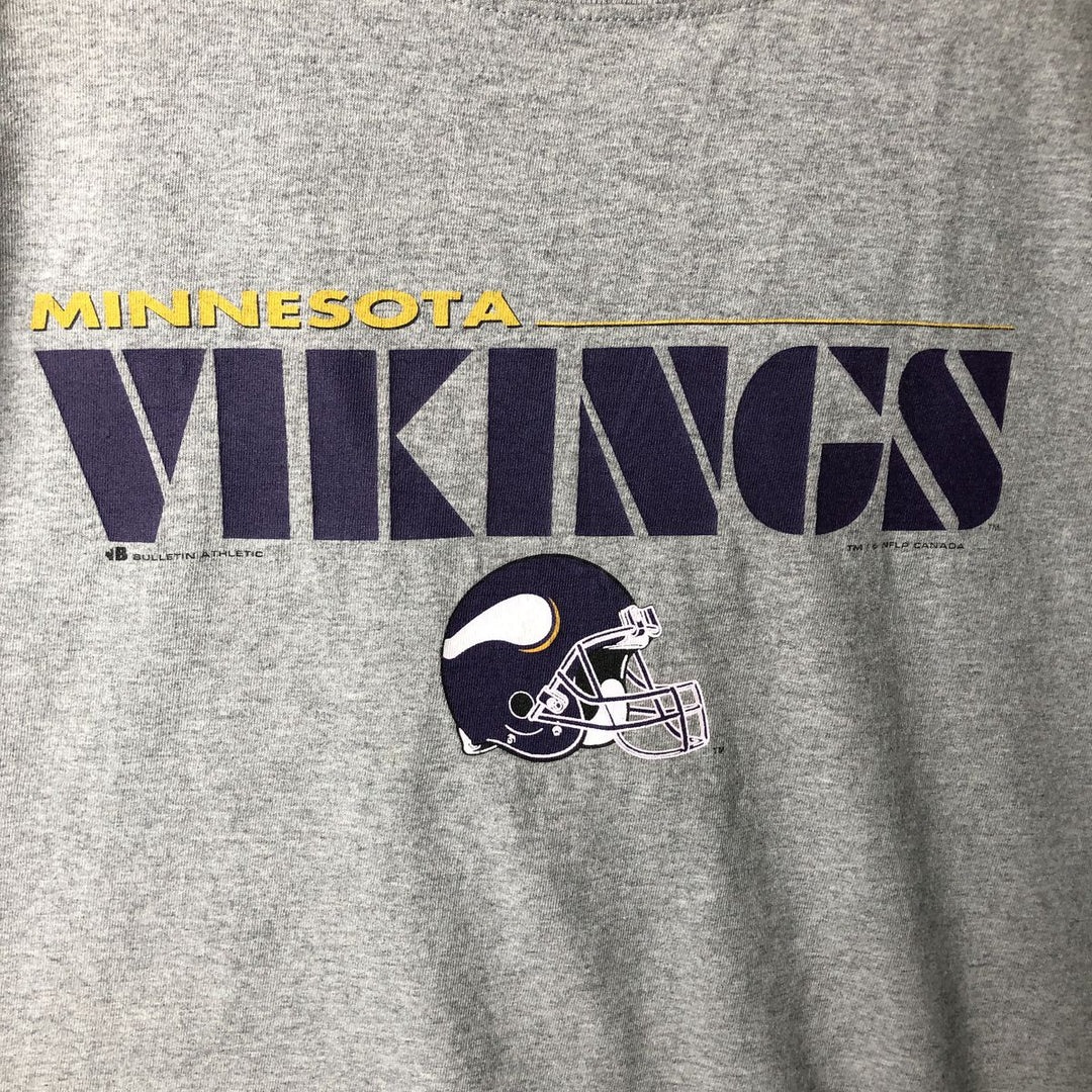 90'S Bulletin Athletic NFL Minnesota Vikings sports print T-shirt, Made in Canada, Men's size L equivalent, Vintage unclear gray type Vintage Second Hand