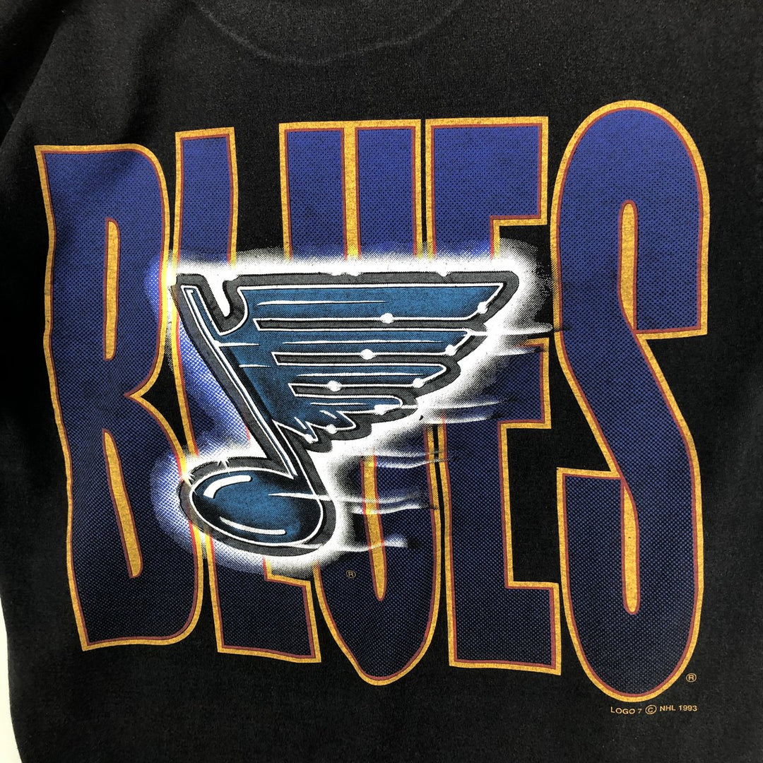 90'S LOGO7 NHL ST. LOUIS BLUES Logo Print T-Shirt, Men's Size M (Equivalent), Vintage cotton black type Vintage Second Hand