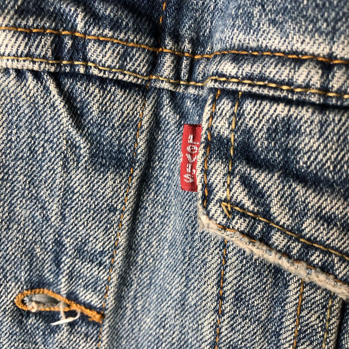 00'S Levi's denim jacket, denim jacket, men's size L cotton blue type Vintage Second Hand