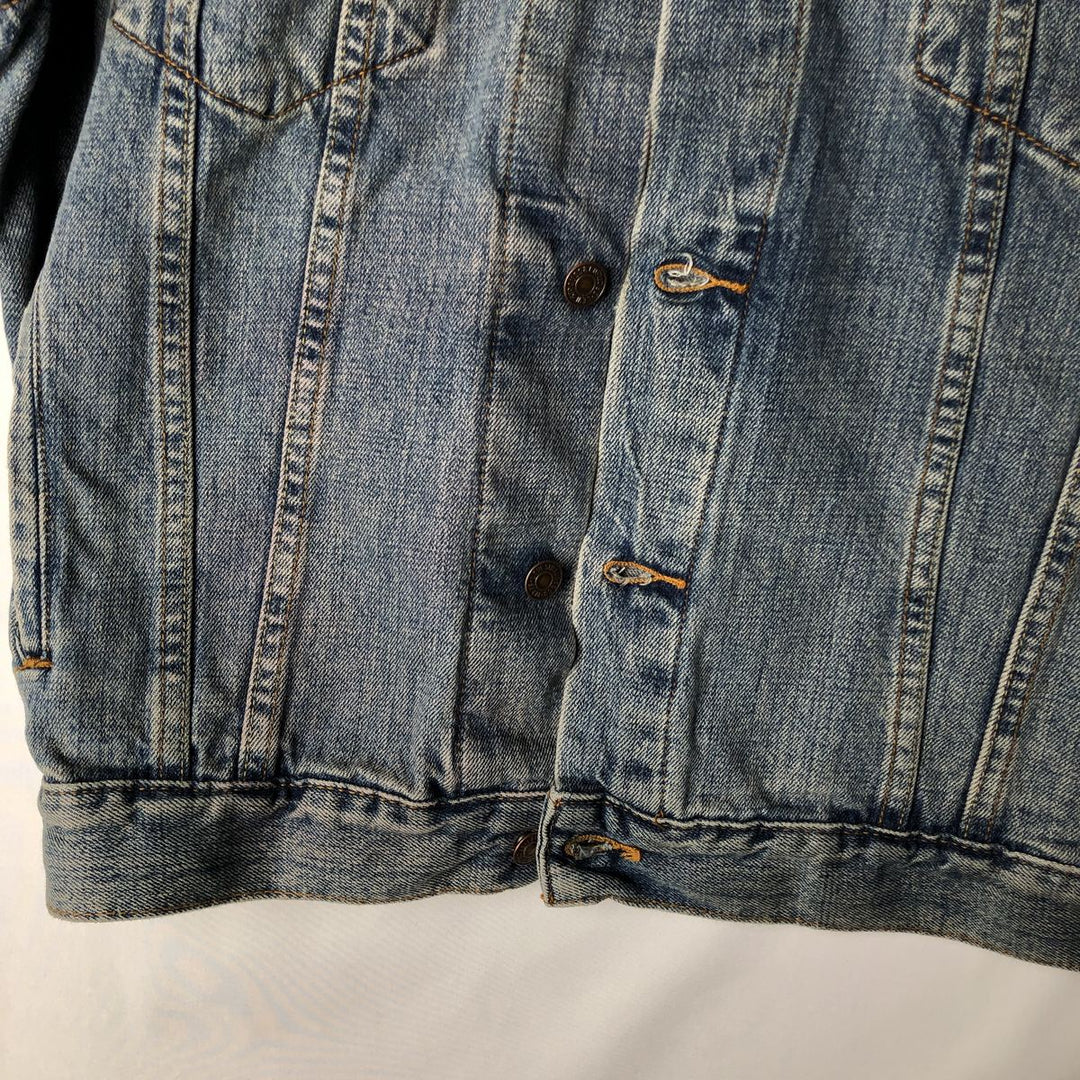 00'S Levi's denim jacket, denim jacket, men's size L cotton blue type Vintage Second Hand