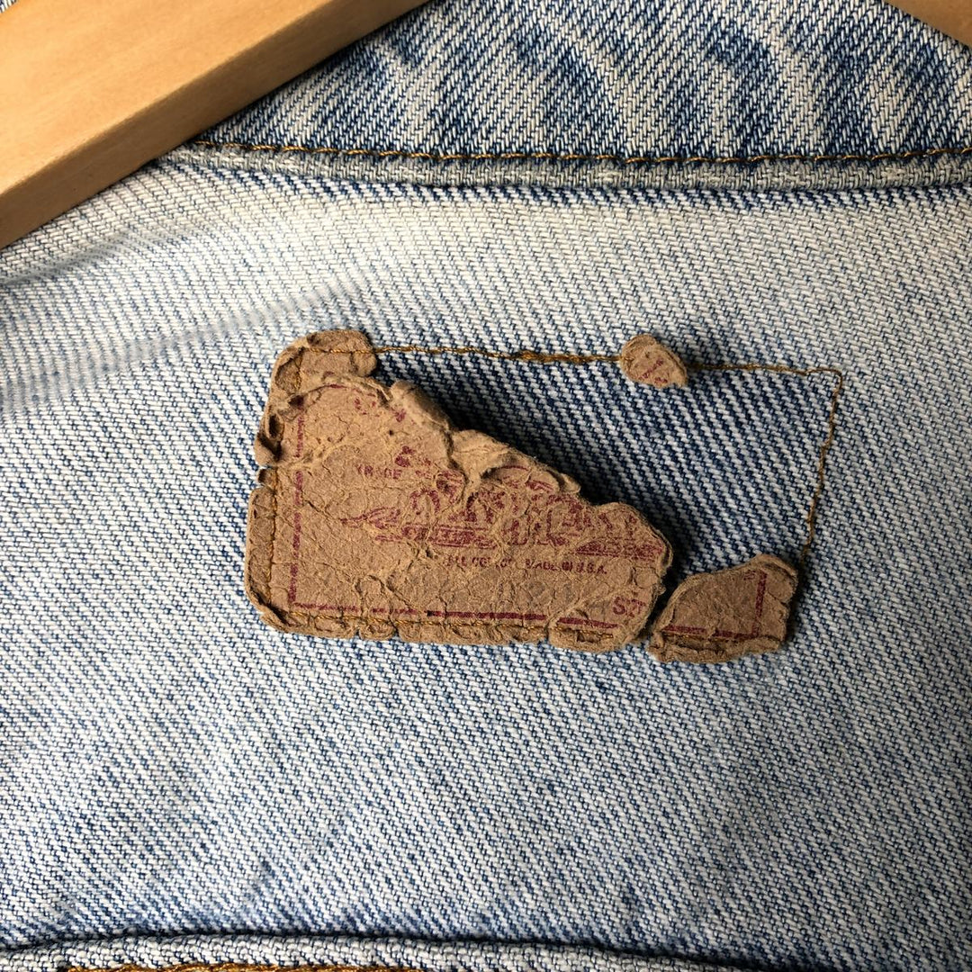 ~90'S Levi's denim jacket, denim jacket, made in the USA, men's size S, vintage cotton blue type Vintage Second Hand