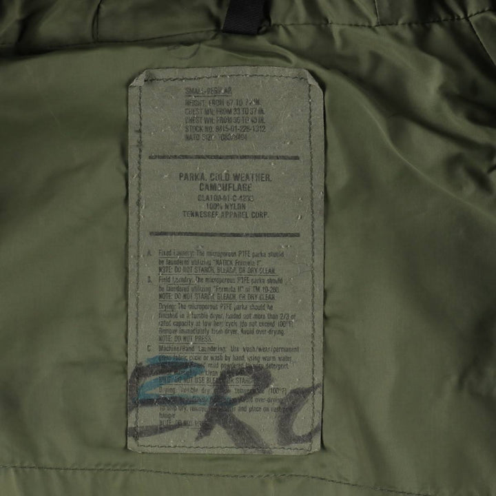 1990'S US Military Issue Woodland Camo ECWCS 1st Generation Mid-Production Military Gore-Tex Parka, Made in USA, Small-Regular Nylon Khaki type Vintage Second Hand