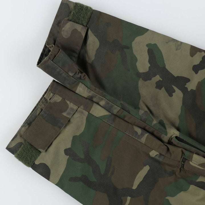 1990'S US Military Issue Woodland Camo ECWCS 1st Generation Mid-Production Military Gore-Tex Parka, Made in USA, Small-Regular Nylon Khaki type Vintage Second Hand