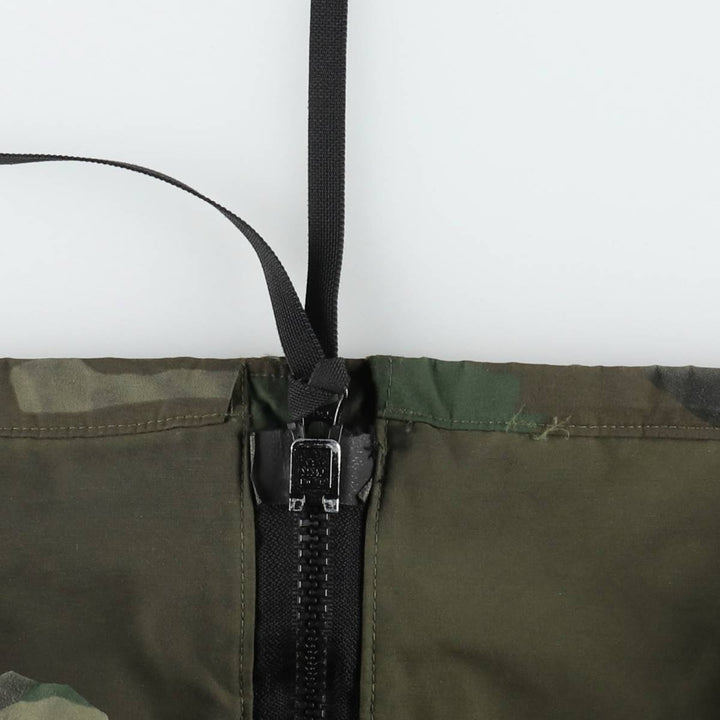1990'S US Military Issue Woodland Camo ECWCS 1st Generation Mid-Production Military Gore-Tex Parka, Made in USA, Small-Regular Nylon Khaki type Vintage Second Hand