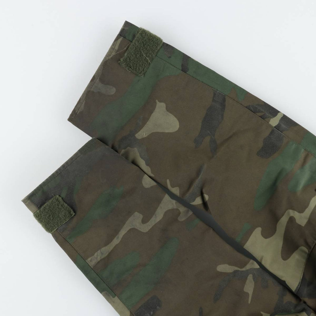 1990'S US Military Issue Woodland Camo ECWCS 1st Generation Mid-Production Military Gore-Tex Parka, Made in USA, Small-Regular Nylon Khaki type Vintage Second Hand