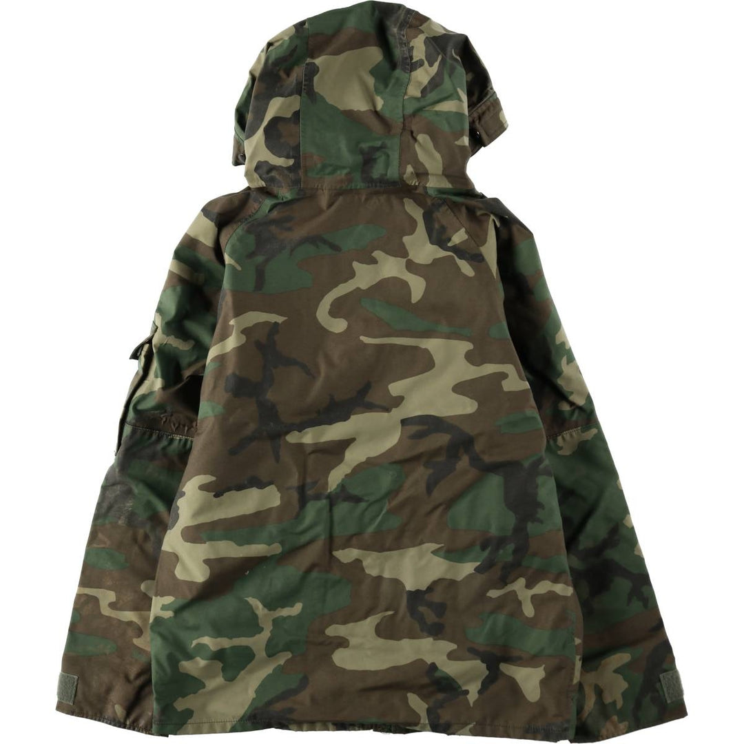 Bargain Price (with minor imperfections): 1990'S US Military Issue Woodland Camo ECWCS 1st Generation Mid-Production Military Gore-Tex Parka, Made in USA, Small-Short Nylon Khaki type Vintage Second Hand