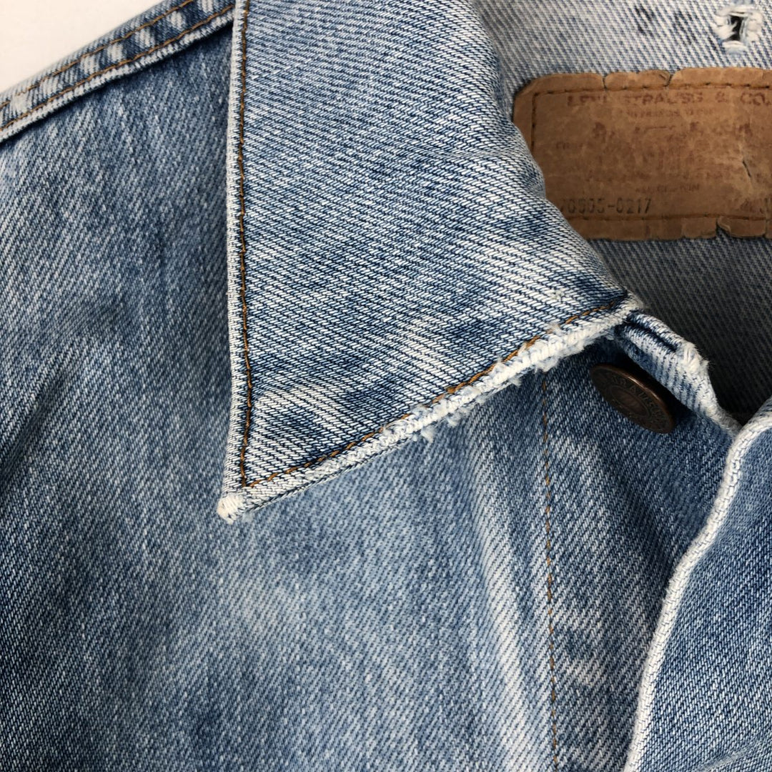 ~1990'S Levi's 70505-0217 Denim Jacket (Men's Size S equivalent) Vintage unclear Blue type light blue Vintage Second Hand