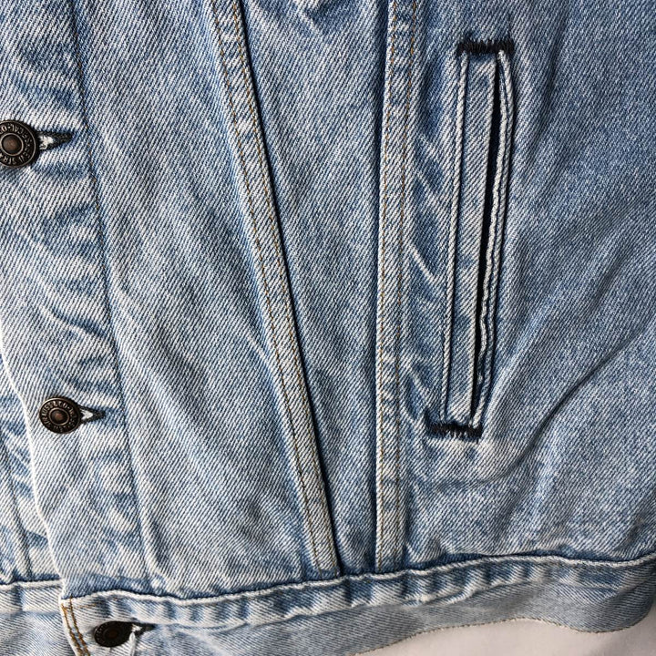 Levi's denim jacket, made in the USA, men's size M unclear blue type Vintage Second Hand