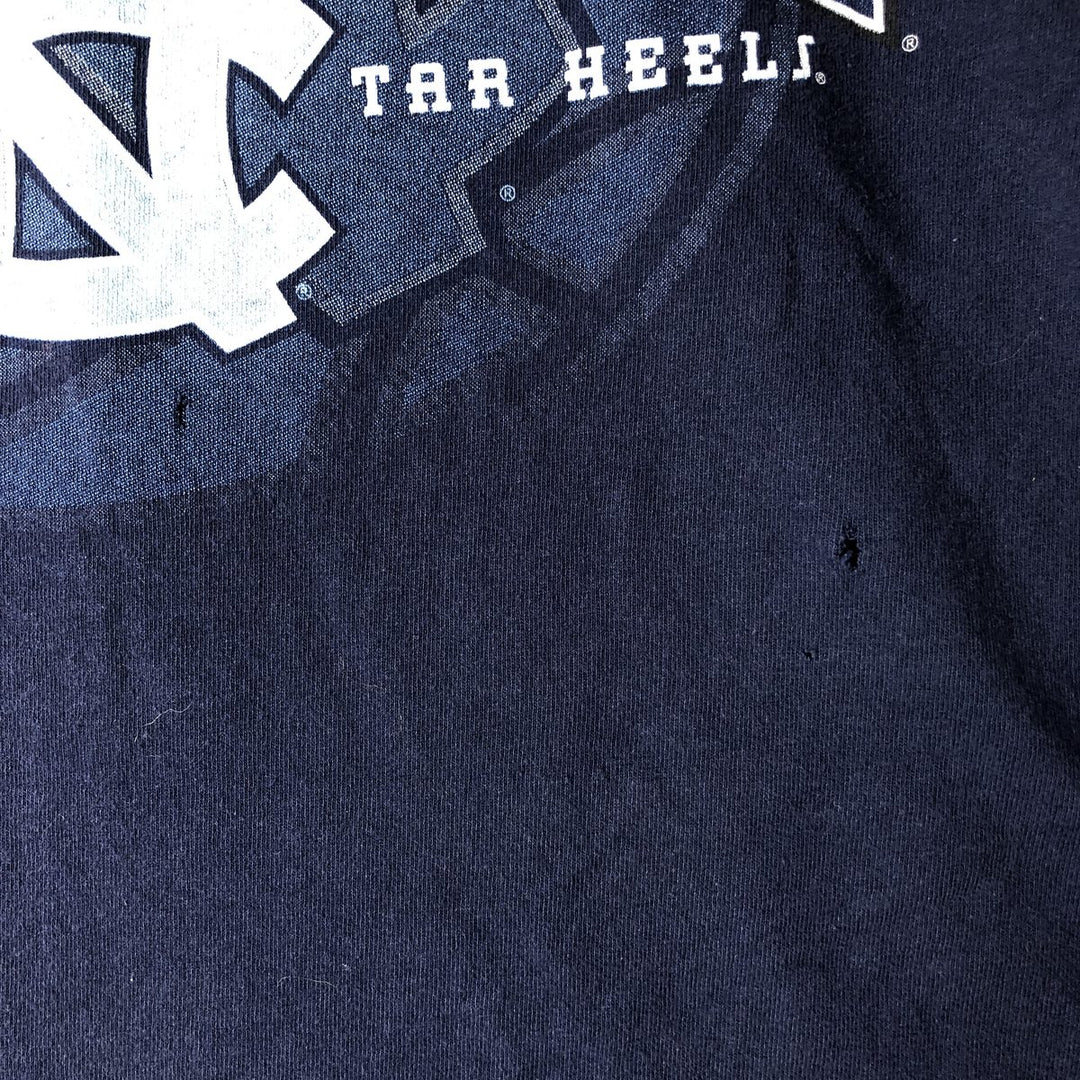 90'S Delta North Carolina Tar Heels sports print T-shirt, Made in USA, Men's size L (approx.) cotton navy blue type Vintage Second Hand