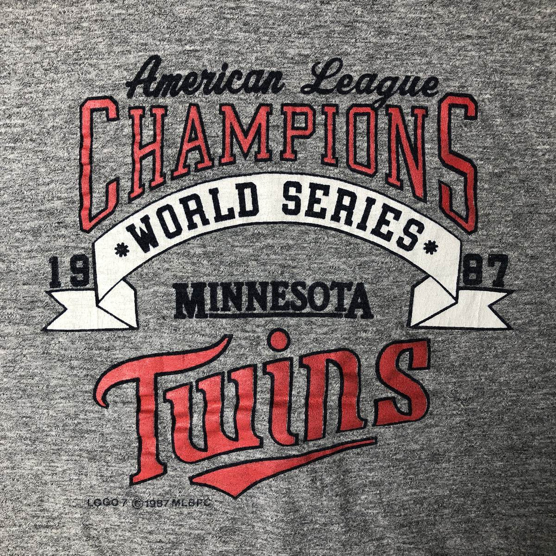 80'S Logo Seven MLB Minnesota Twins Sports Print T-Shirt, Made in USA, Men's Size M (approx.), Vintage polyester gray type Vintage Second Hand