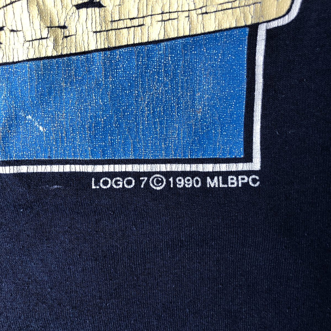 90'S Logo 7 MLB Detroit Tigers sports print T-shirt, Made in USA, Men's XL equivalent. polyester navy blue type Vintage Second Hand