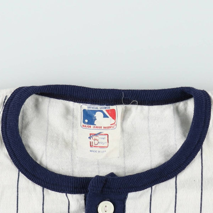 90'S MLB New York Yankees Henley Neck 3/4 Sleeve Logo Print T-Shirt, Made in USA, Women's Size M (Equivalent), Vintage unclear white type Vintage Second Hand