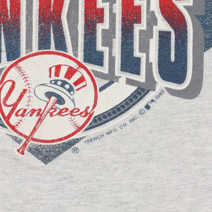 1990'S MLB New York Yankees sports print t-shirt, men's size M equivalent, vintage. unclear gray type Vintage Second Hand