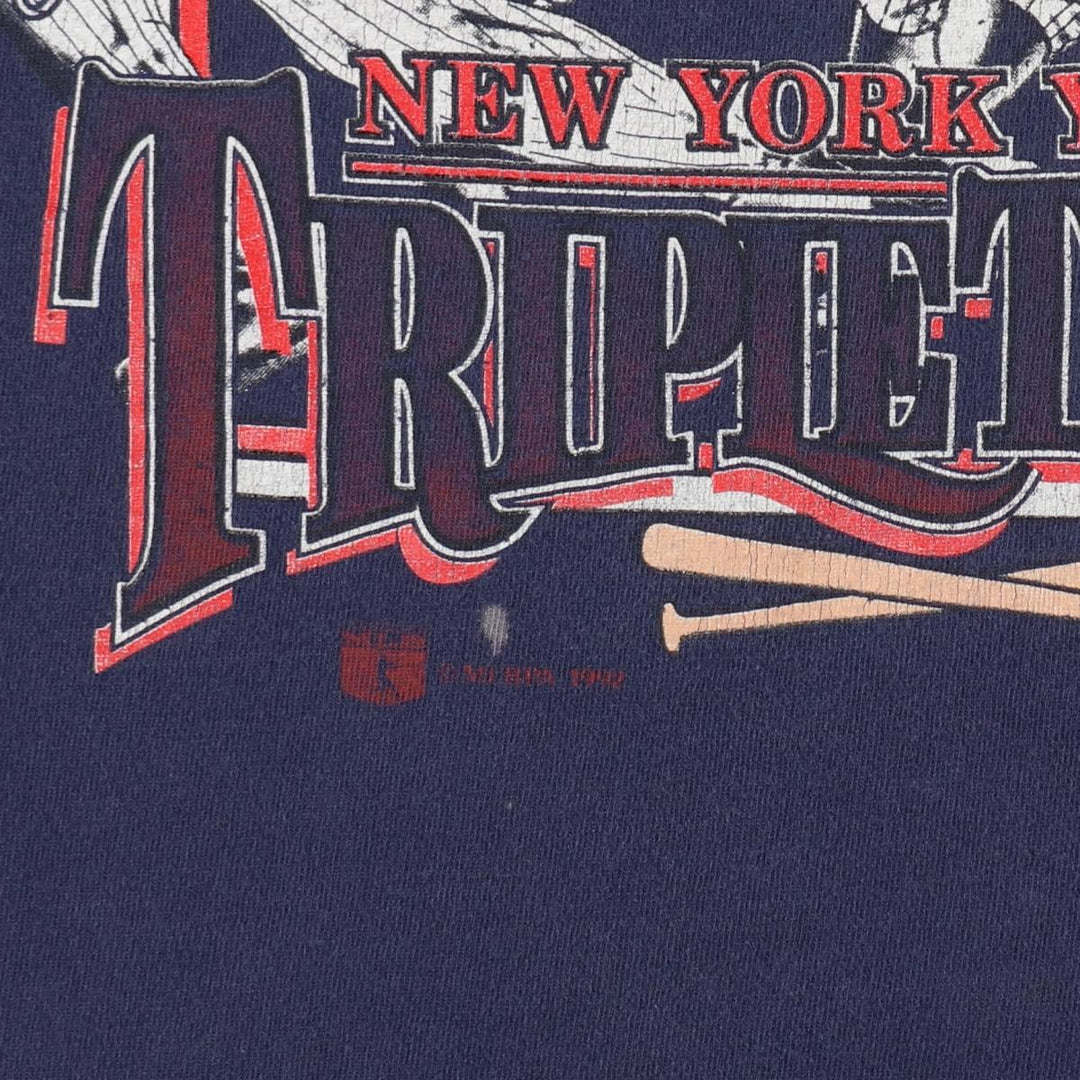 90'S NUTMEG MLB NEW YORK YANKEES Sports Print T-Shirt, Made in USA, Men's Size S (Equivalent), Vintage unclear navy blue type Vintage Second Hand