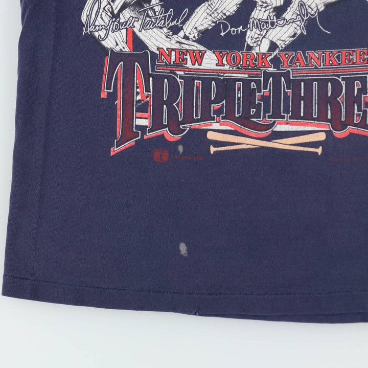 90'S NUTMEG MLB NEW YORK YANKEES Sports Print T-Shirt, Made in USA, Men's Size S (Equivalent), Vintage unclear navy blue type Vintage Second Hand