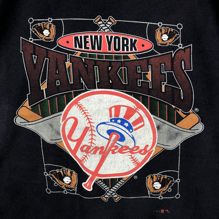 90'S HOME TEAM MLB New York Yankees Sports Print T-Shirt, Made in USA, Men's Size L (Equivalent), Vintage cotton navy blue type Vintage Second Hand
