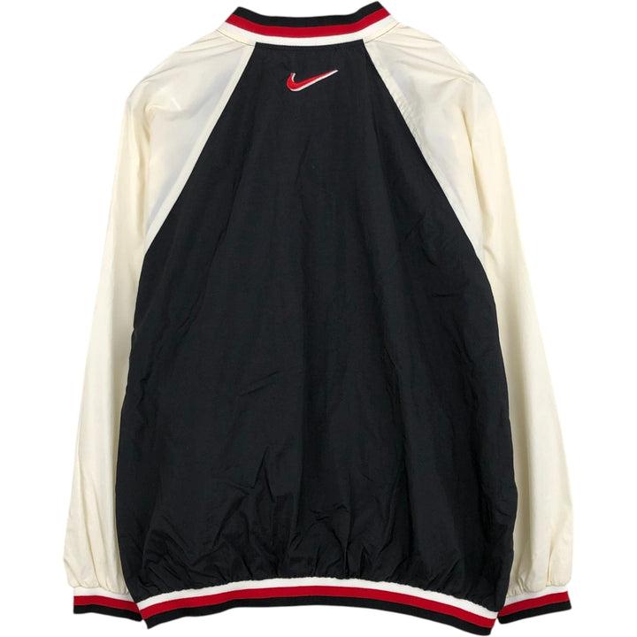 90'S Nike V-neck nylon pullover, men's size XXL equivalent, V-neck. Nylon black type Vintage Second Hand