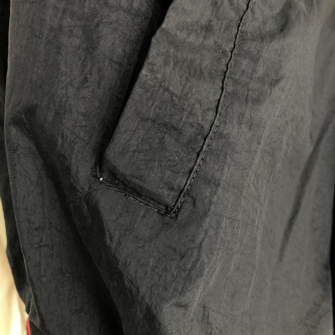 90'S Nike V-neck nylon pullover, men's size XXL equivalent, V-neck. Nylon black type Vintage Second Hand