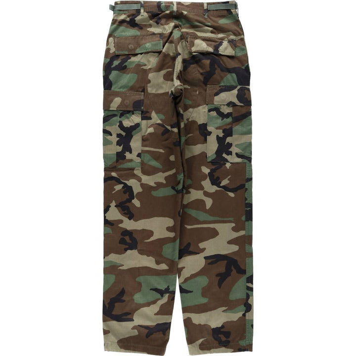 2000'S US Military Issue Camouflage Pattern Woodland Camo Ripstop Military Cargo Pants Combat Pants Made in USA Men's W31 Nylon Khaki type sage green Vintage Second Hand