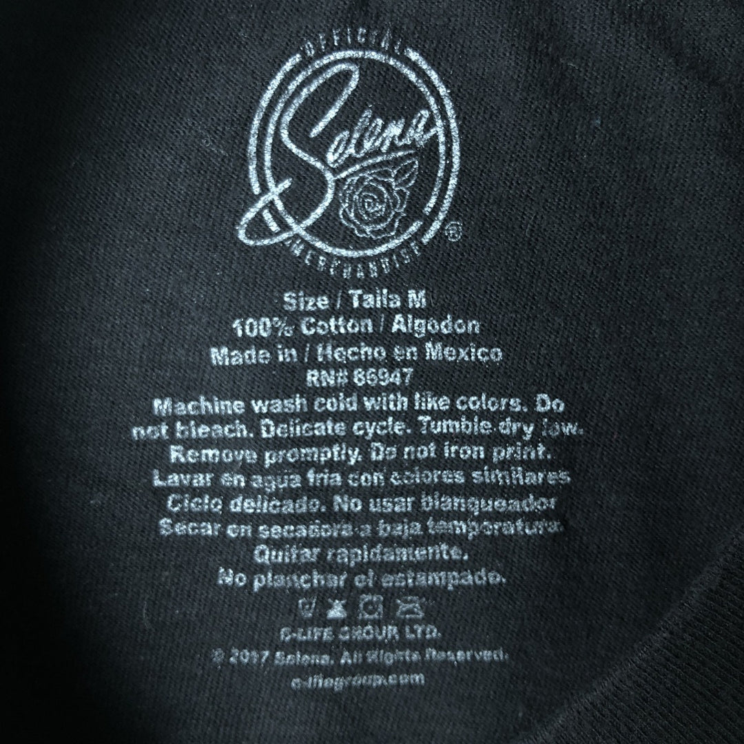 SELENA QUINTANILLA Band T-shirt (Men's size M) cotton black type Vintage Second Hand