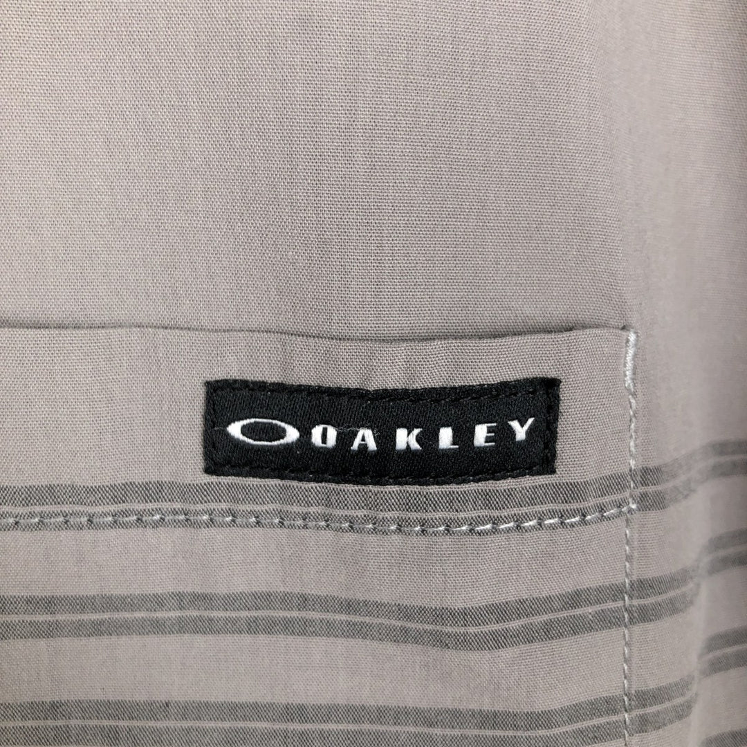 Oakley Regular Fit Logo Patch Short-Sleeve Cotton Striped Shirt (Men's Size XL) cotton gray type Vintage Second Hand